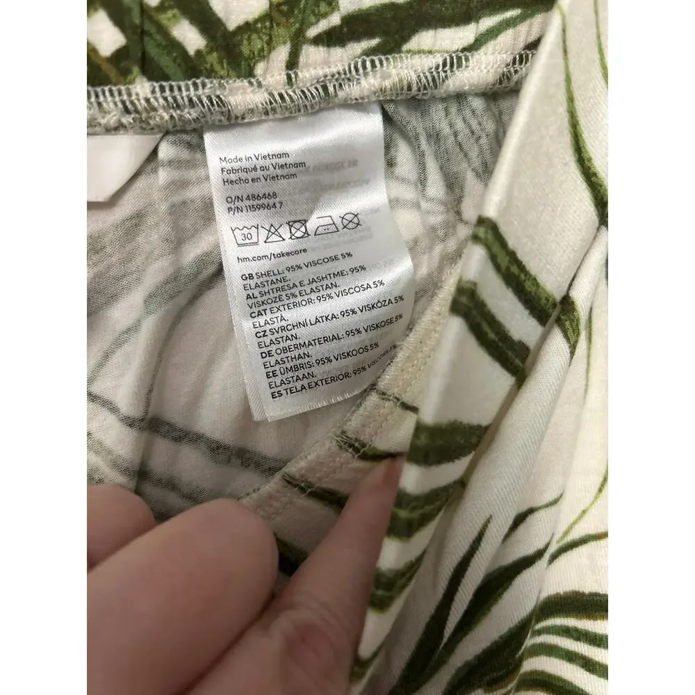 EUC H&M Cream Green Tropical Print Wide Leg Pants (XL) - Picture 6 of 7